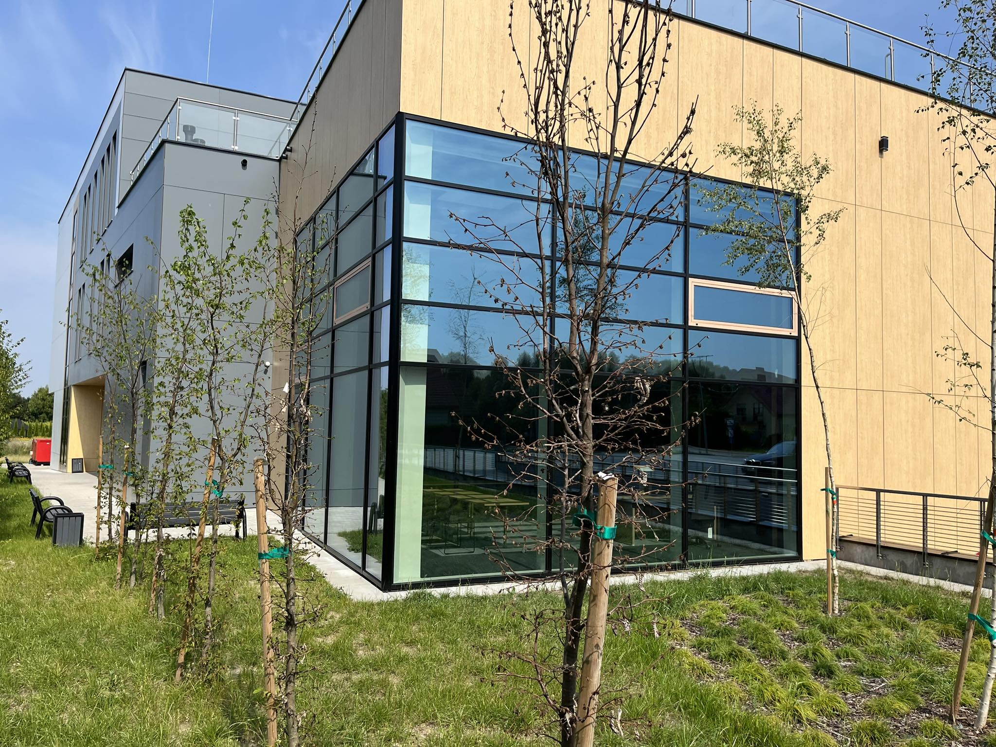 Producent ślusarki aluminiowej Białystok – hala produkcyjna Progress